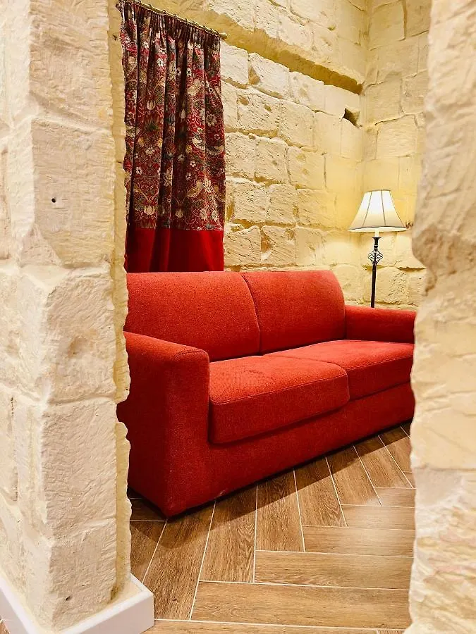 The Red Farm Relais & Spa Iklin Hotel